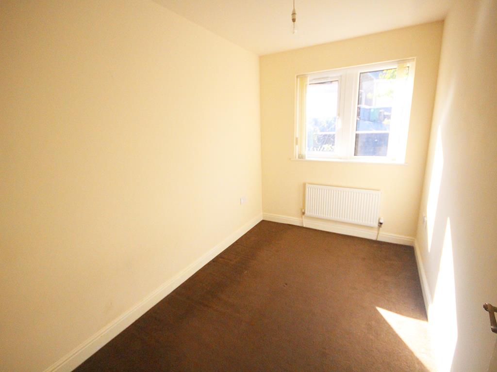 3 bedroom semi-detached house To Let in Barnoldswick - IMG_4620.jpg